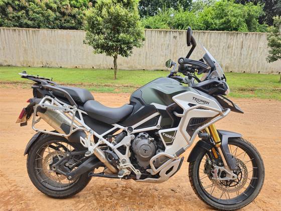 TRIUMPH TIGER 1200 RALLY EXPLORER TRIUMPH TIGER 1200 RALLY EXPLORER